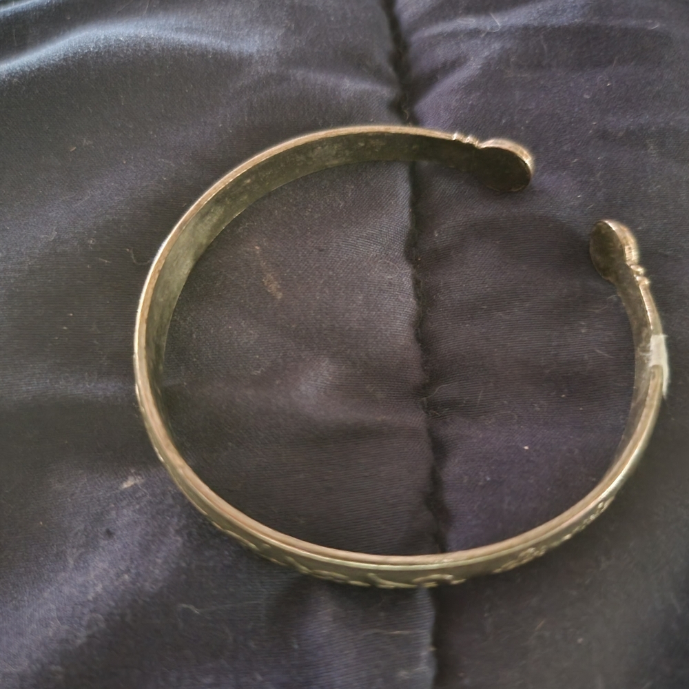 Elegant silver prayer bracelet